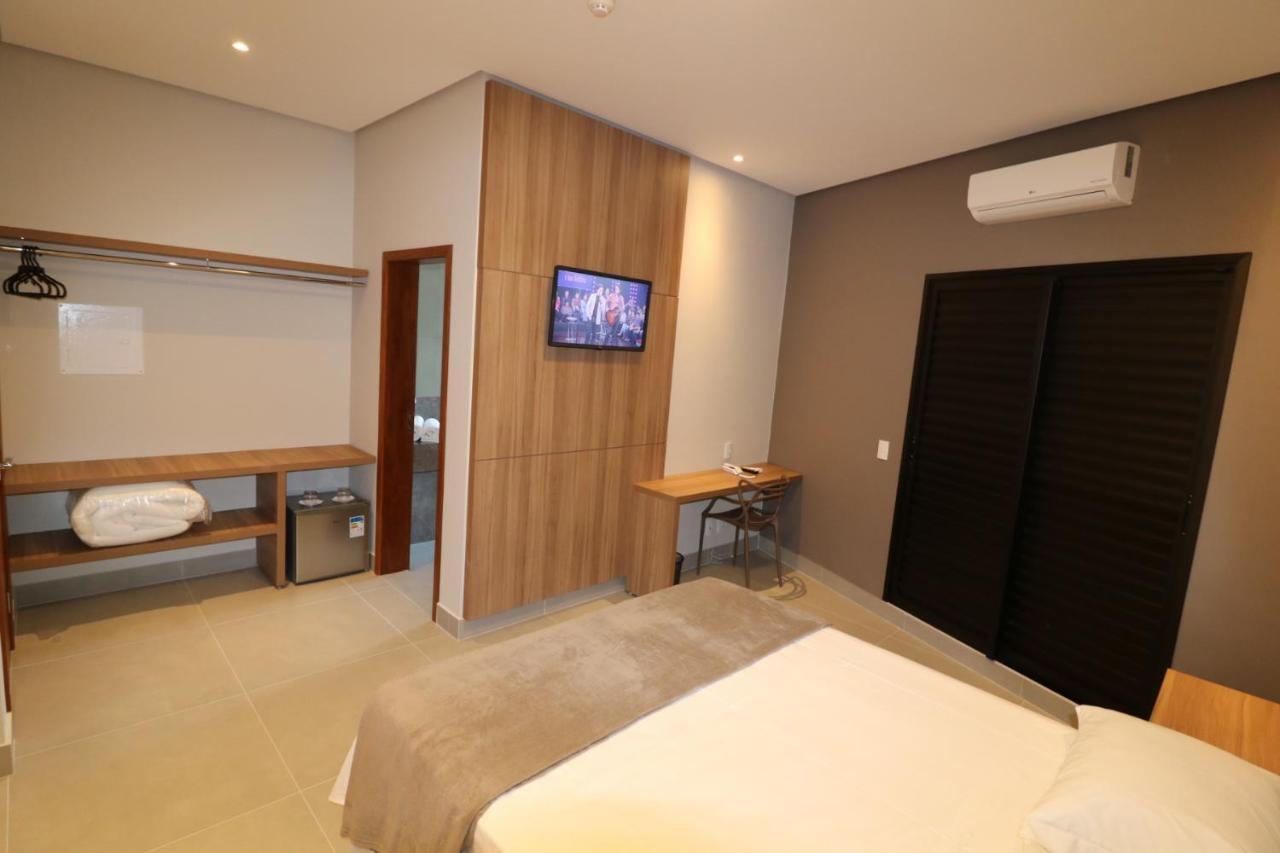 Serravita Hotel Піуі Екстер'єр фото