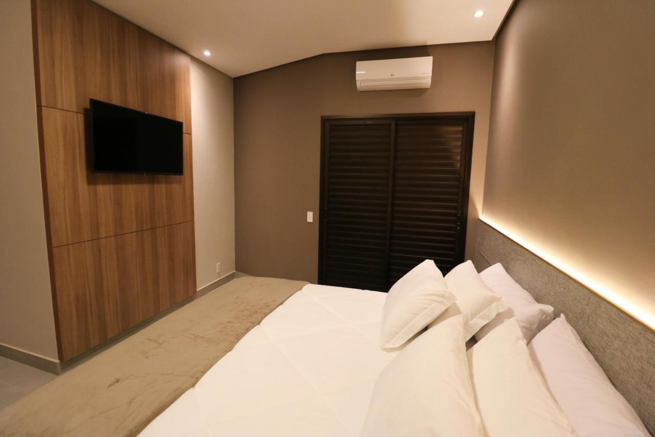 Serravita Hotel Піуі Екстер'єр фото