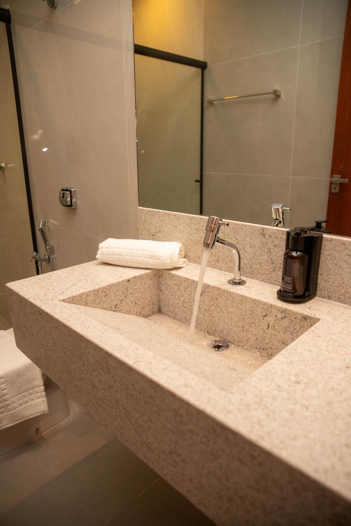 Serravita Hotel Піуі Екстер'єр фото