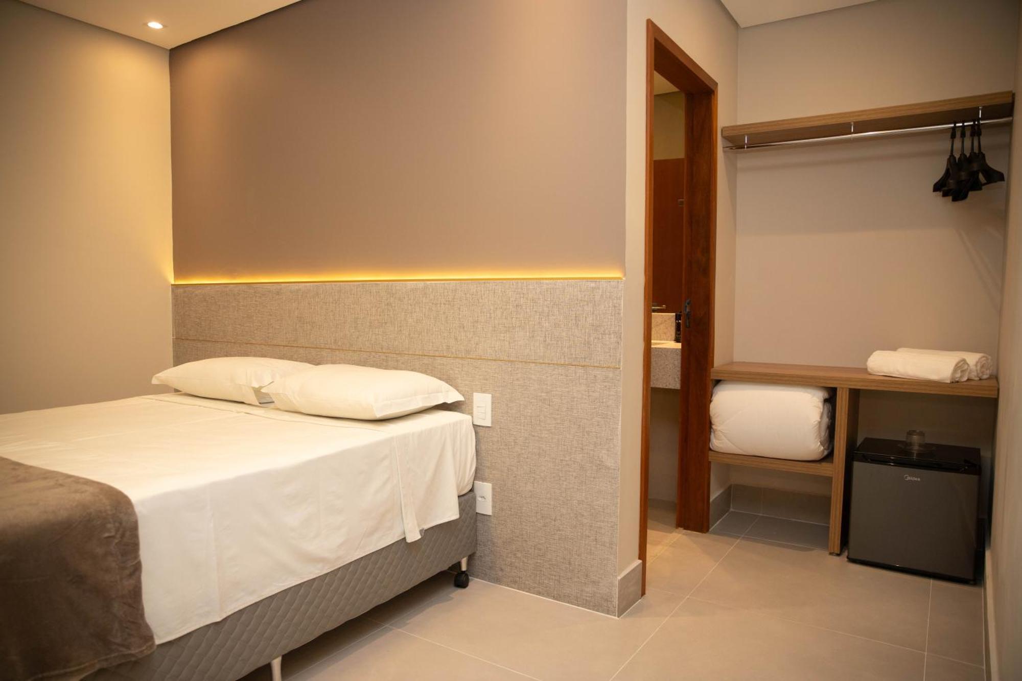 Serravita Hotel Піуі Екстер'єр фото